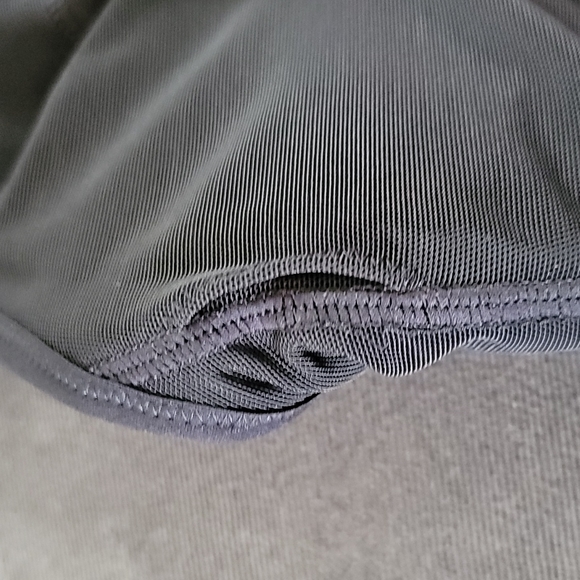 Adidas by Stella McCartney women's size XS black sports bra - Picture 9 of 15